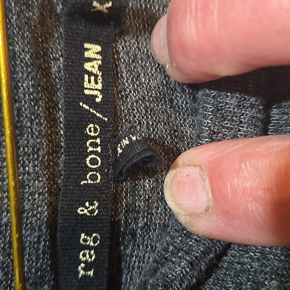 Size Xsmall Rag&Bone Lightweight Sweater - Picture 4 of 6